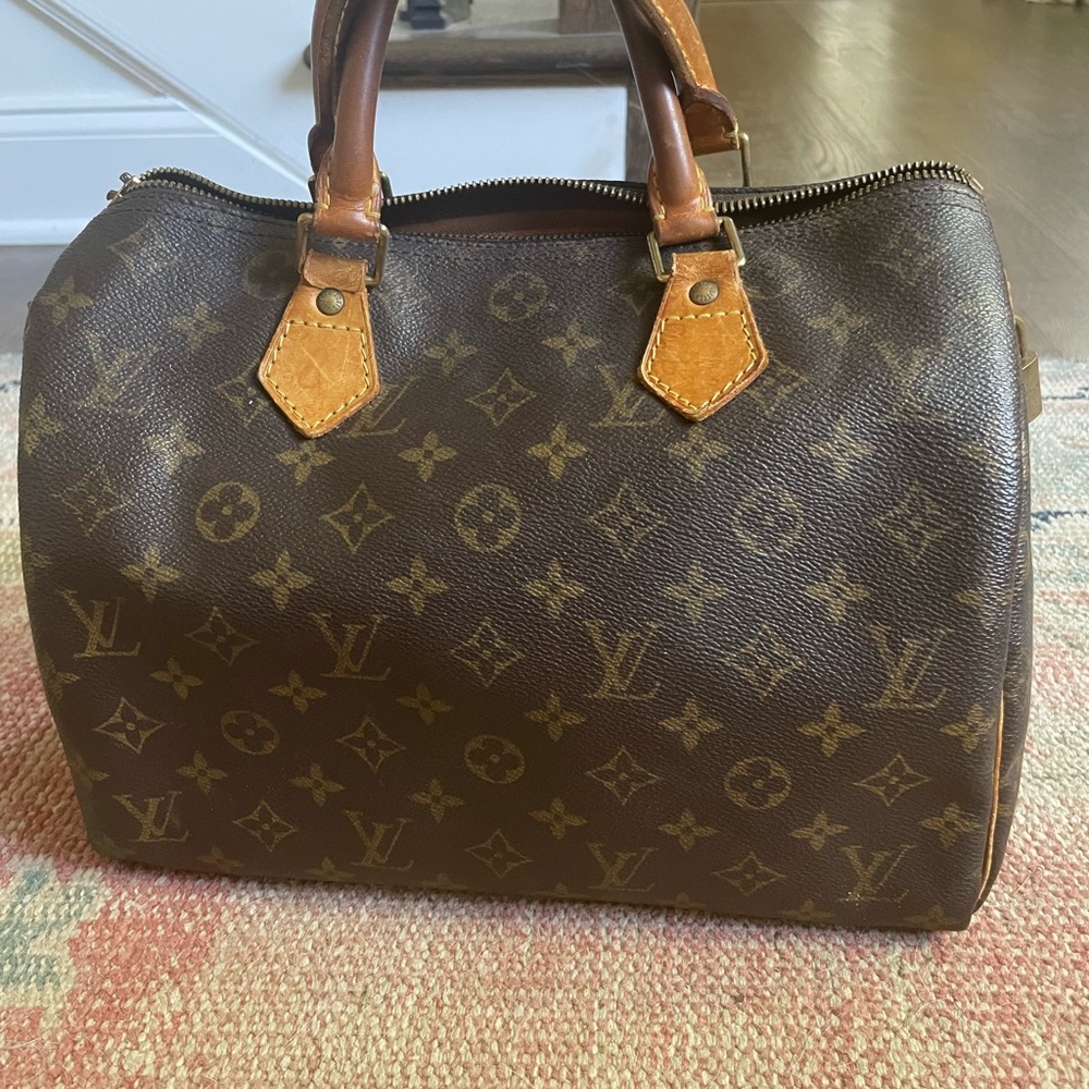 Louis Vuitton Monogram Speedy 30